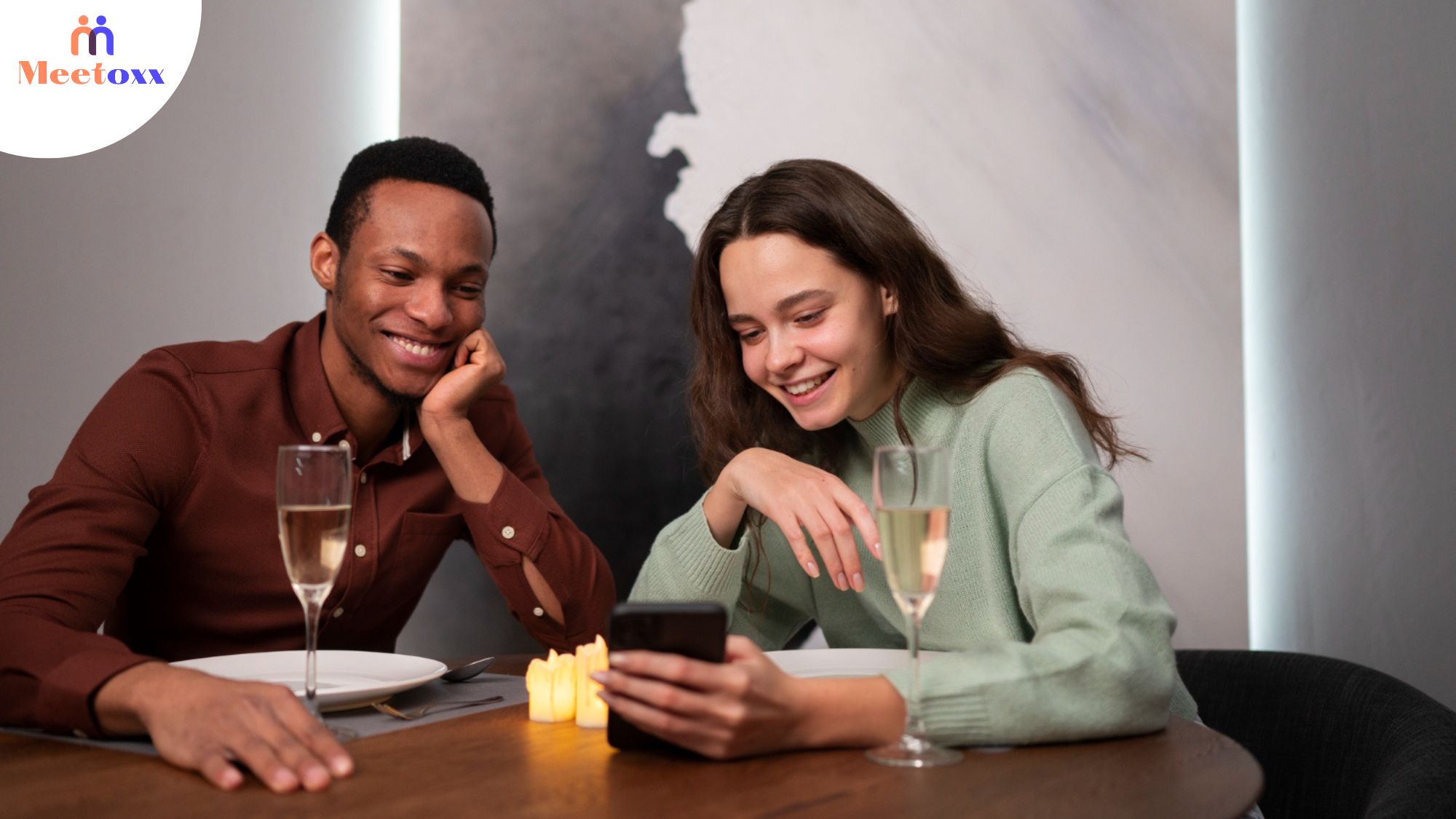 How to Start Conversations That Lead to Dates